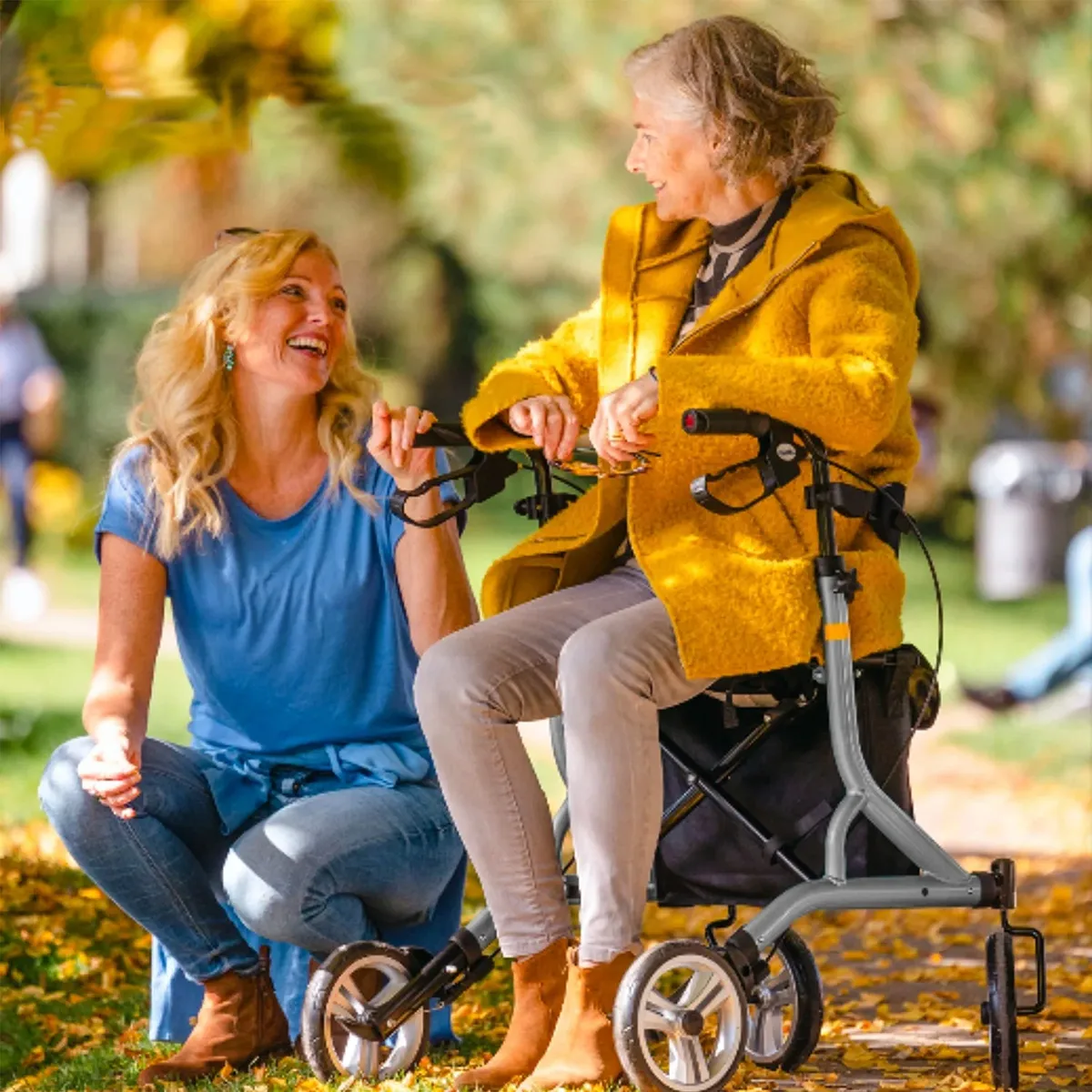 Nitro SL Rollator Lifestyle 2.jpg